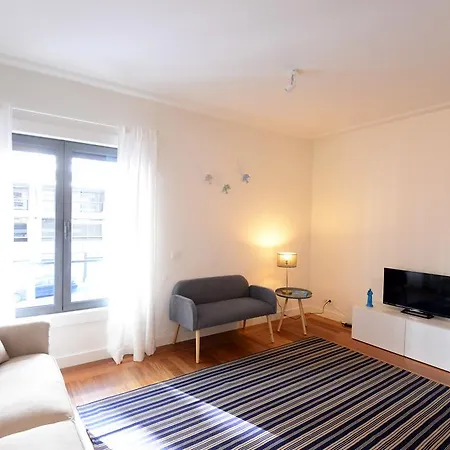 Apartment River House By Pool Lisbon